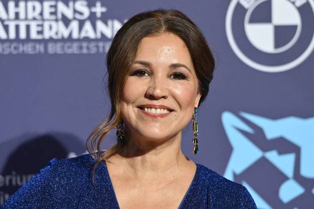 Karen WEBB presenter , single image,cropped single image,portrait,portrait red carpet,blue panther Ð TV and Streaming Award 2023 on 25 10 2023 at BMW World Munich