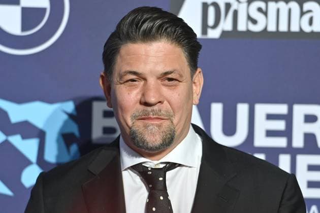 Tim MAELZER Star Chef , single image,cropped single image,portrait,portrait red carpet,blue panther Ð TV and Streaming Award 2023 on 25 10 2023 at BMW World Munich