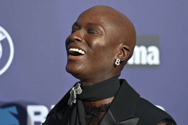 Model Papis Loveday, single image,cropped single image,portrait,portrait red carpet,blue panther Ð TV and streaming award 2023 on 25 10 2023 at BMW Welt Muenchen