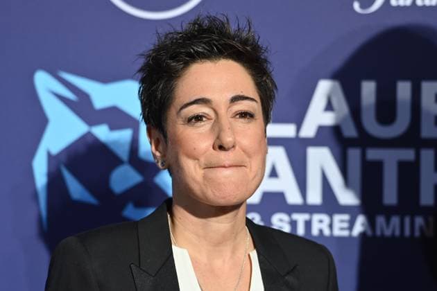 Dunja HAYALI presenter,journalist , single image,cropped single image,portrait,portrait red carpet,blue panther Ð TV and Streaming Award 2023 on 25 10 2023 at BMW World Munich