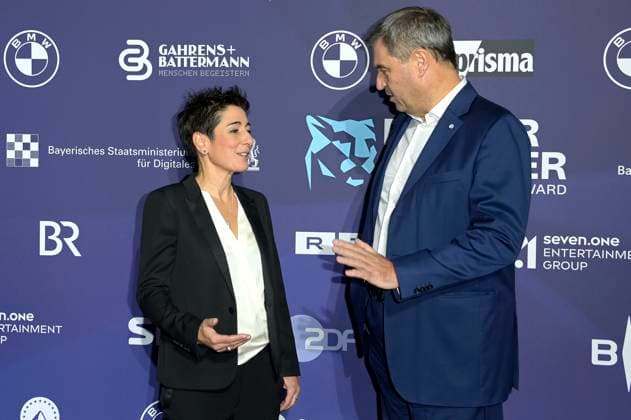Dunja Hayali and Markus Söder at the presentation of the Blue Panther TV Streaming Award 2023 at BMW Welt Munich, 25 10 2023 Foto:xF.xKernx xFuturexImagex panther_7333