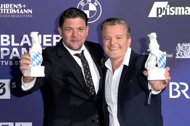Tim Mälzer and Andre Dietz at the presentation of the Blue Panther TV Streaming Award 2023 at BMW Welt Munich, 25 10 2023 Foto:xF.xKernx xFuturexImagex panther_7784