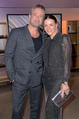 Sasha with wife Julia Röntgen at the award ceremony of the Blue Panther TV Streaming Award 2023 in the BMW World Munich, 25 10 2023 Foto:xF.xKernx xFuturexImagex panther_7791