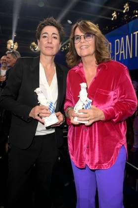 Dunja Hayali and Charlotte Link at the presentation of the Blue Panther TV Streaming Award 2023 at BMW Welt Munich, 25 10 2023 Foto:xF.xKernx xFuturexImagex panther_8055