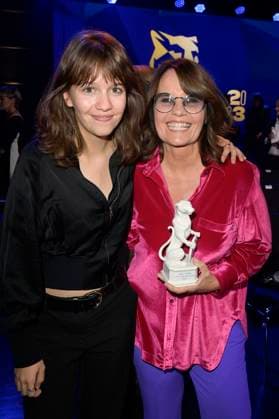 Charlotte Link with daughter Pauline Graf at the presentation of the Blue Panther TV Streaming Award 2023 at BMW Welt Munich, 25 10 2023 Foto:xF.xKernx xFuturexImagex panther_8107