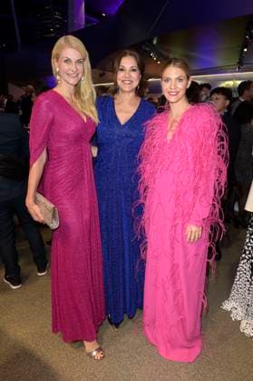 Natascha Grün, Karen Webb and Viviane Geppert at the presentation of the Blue Panther TV Streaming Award 2023 at BMW Welt Munich, 25 10 2023 Foto:xF.xKernx xFuturexImagex panther_8185