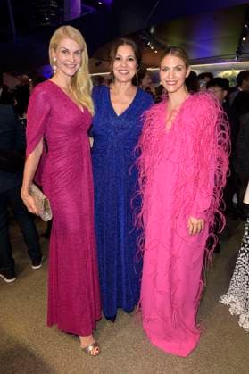 Natascha Grün, Karen Webb and Viviane Geppert at the presentation of the Blue Panther TV Streaming Award 2023 at BMW Welt Munich, 25 10 2023 Foto:xF.xKernx xFuturexImagex panther_8186