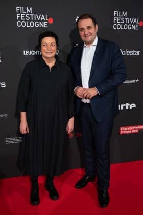 Martina RICHTER, Director of the Film Festival Cologne, Nathanael LIMINSKI, Head of the State Chancellery NRW, Red Carpet, Red Carpet Show, arrival, arrival, Film Festival Cologne awards in Cologne, 26 10 2022