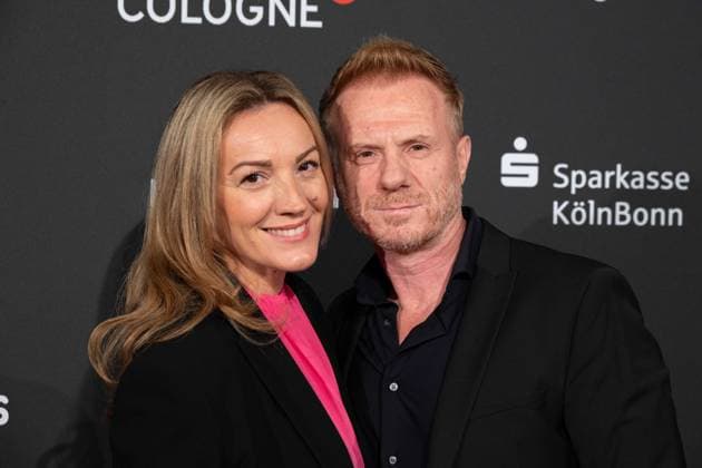 Kasem HOXHA, actor, with life companion Klejda SHANI, red carpet, red carpet show, arrival, arrival, Film Festival Cologne awards in Cologne, 26 10 2022