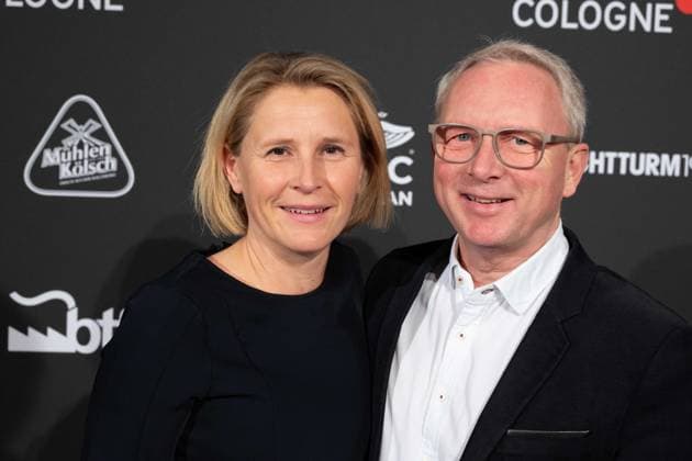 Susan LINK, presenter, with husband Wolfgang LINK, producer, red carpet, red carpet show, arrival, arrival, Film Festival Cologne awards in Cologne, 26 10 2022