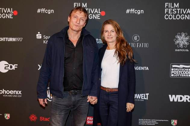 Oliver Masucci with partner Tanit Koch at the Cologne Awards ceremony at the 33 Film Festival Cologne 2023 at the E Werk Cologne, 26 10 2023 Foto:xR.xSchmiegeltx xFuturexImagex cologne_awards_3003