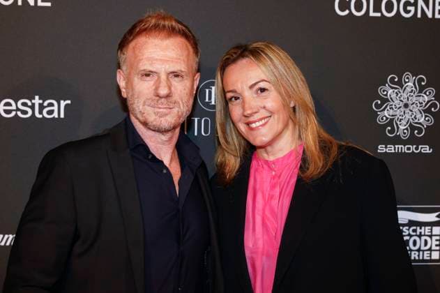 Kasem Hoxha with his partner Klejda Shani at the Cologne Awards ceremony at the 33 Film Festival Cologne 2023 at E Werk Cologne, 26 10 2023 Foto:xR.xSchmiegeltx xFuturexImagex cologne_awards_3038
