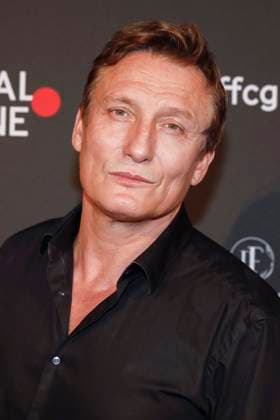 Oliver Masucci at the Cologne Awards ceremony at the 33 Film Festival Cologne 2023 at E Werk Cologne, 26 10 2023. Foto:xR.xSchmiegeltx xFuturexImagex cologne_awards_3055