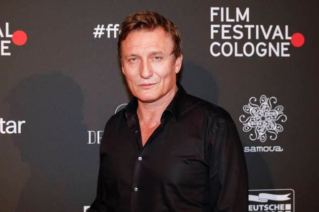 Oliver Masucci at the Cologne Awards ceremony at the 33 Film Festival Cologne 2023 at E Werk Cologne, 26 10 2023. Foto:xR.xSchmiegeltx xFuturexImagex cologne_awards_3056
