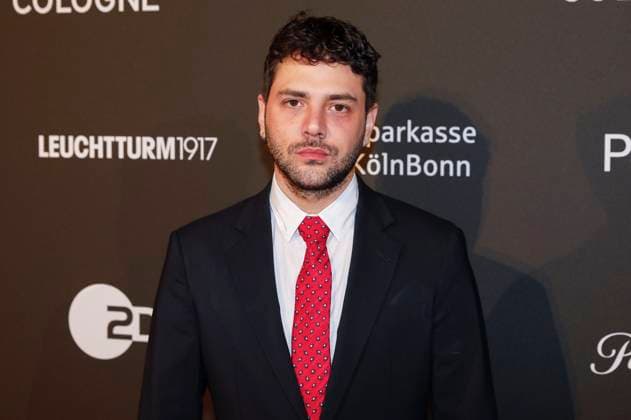 Xavier Dolan at the Cologne Awards ceremony at the 33 Film Festival Cologne 2023 at E Werk Cologne, 26 10 2023. Foto:xR.xSchmiegeltx xFuturexImagex cologne_awards_3066