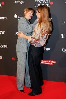 Sandra Hüller and Justine Triet at the Cologne Awards ceremony at the 33 Film Festival Cologne 2023 at E Werk Cologne, 26 10 2023. Foto:xR.xSchmiegeltx xFuturexImagex cologne_awards_3093