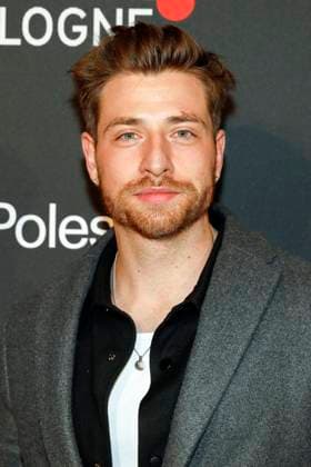 Dominik Flade at the Cologne Awards ceremony at the 33 Film Festival Cologne 2023 at E Werk Cologne, 26 10 2023. Foto:xR.xSchmiegeltx xFuturexImagex cologne_awards_3117