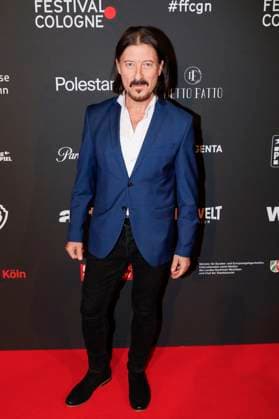 Dean Baykan at the Cologne Awards ceremony at the 33 Film Festival Cologne 2023 at E Werk Cologne, 26 10 2023. Foto:xR.xSchmiegeltx xFuturexImagex cologne_awards_3135