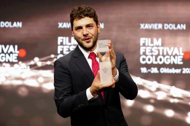 Xavier Dolan at the Cologne Awards ceremony at the 33 Film Festival Cologne 2023 at E Werk Cologne, 26 10 2023. Foto:xR.xSchmiegeltx xFuturexImagex cologne_awards_3197