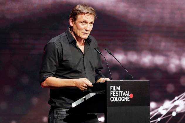 Oliver Masucci at the Cologne Awards ceremony at the 33 Film Festival Cologne 2023 at E Werk Cologne, 26 10 2023. Foto:xR.xSchmiegeltx xFuturexImagex cologne_awards_3209