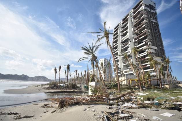 (231028) -- GUERRERO, Oct. 28, 2023 -- This photo taken on Oct. 26, 2023 shows damaged buildings after being attacked by Hurricane Otis in Acapulco, state of Guerrero, Mexico. Hurricane Otis left at least 27 people dead and four missing as it hit the coast of the southern Mexican state of Guerrero Wednesday morning as a Category 5 hurricane, an official said Thursday. (Photo by Xinhua) MEXICO-GUERRERO-HURRICANE OTIS DassaevxTellezxAdame 