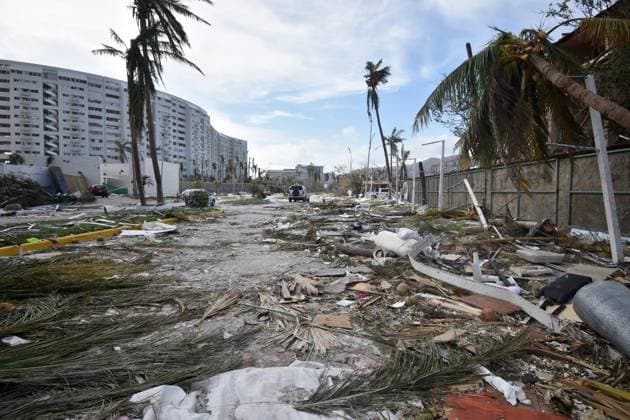 (231028) -- GUERRERO, Oct. 28, 2023 -- This photo taken on Oct. 26, 2023 shows a road after being attacked by Hurricane Otis in Acapulco, state of Guerrero, Mexico. Hurricane Otis left at least 27 people dead and four missing as it hit the coast of the southern Mexican state of Guerrero Wednesday morning as a Category 5 hurricane, an official said Thursday. (Photo by Xinhua) MEXICO-GUERRERO-HURRICANE OTIS DassaevxTellezxAdame 