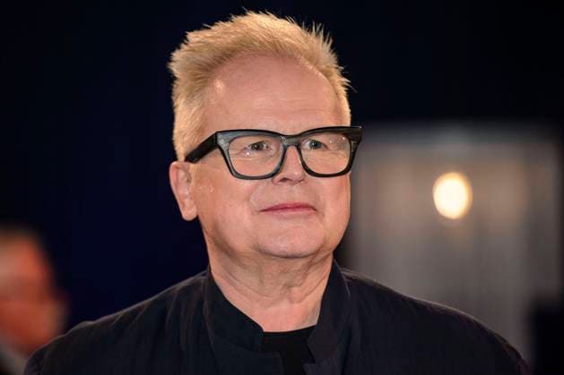 Herbert Grönemeyer bei der Aufzeichnung der WDR-Talkshow Kölner Treff - Bye bye Bettina! , nach 30 Jahren die letzte Sendung mit Bettina Böttinger, im WDR Studio BS 2. Köln, 27.10.2023 *** Herbert Grönemeyer at the recording of the WDR talk show Kölner Treff Bye bye Bettina , after 30 years the last show with Bettina Böttinger, at WDR Studio BS 2 Cologne, 27 10 2023 Foto:xW.xRanderathx xFuturexImagex koelner_treff2710_3054