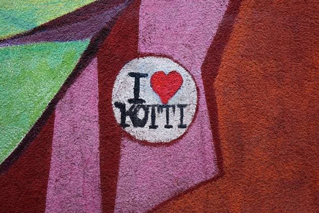 Graffiti mit Schriftzug und Herzsymbol Graffiti mit Schriftzug und Herzsymbol, 02.10.2023, Kreuzberg, Berlin, Auf einem Graffiti steht der Schriftzug ich liebe Kotti mit einem Herzsymbol. *** Graffiti with writing and heart symbol Graffiti with writing and heart symbol, 02 10 2023, Kreuzberg, Berlin, On a graffiti is the writing I love Kotti with a heart symbol