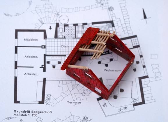 Hausbau GER, 20231026, Symbolbild, Hausbau *** House construction GER, 20231026, symbol image, house construction