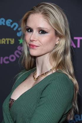 Darren Dzienciol Pop Icons Halloween Party - LA American actress Erin Moriarty arrives at Darren Dzienciol s Pop Icons Halloween Party 2023 Presented By Solisca Tequila and PATH Water held at a Private Residence on October 27, 2023 in Beverly Hills, Los Angeles, CA, USA. Photo by Xavier Collin Image Press Agency ABACAPRESS.COM Los Angeles CA United States  Copyright: xCollinxXavier ImagexPressxAgencyxABACAx 873656_066 CollinxXavier ImagexPressxAgencyxABACAx 873656_066