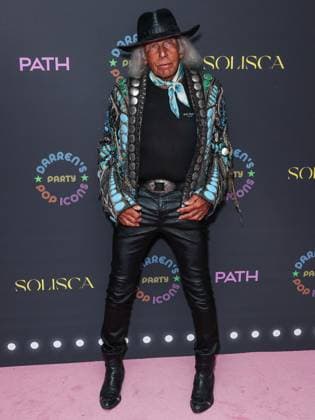 Darren Dzienciol Pop Icons Halloween Party - LA American businessman James Goldstein arrives at Darren Dzienciol s Pop Icons Halloween Party 2023 Presented By Solisca Tequila and PATH Water held at a Private Residence on October 27, 2023 in Beverly Hills, Los Angeles, CA, USA. Photo by Xavier Collin Image Press Agency ABACAPRESS.COM Los Angeles CA United States  Copyright: xCollinxXavier ImagexPressxAgencyxABACAx 873656_078 CollinxXavier ImagexPressxAgencyxABACAx 873656_078