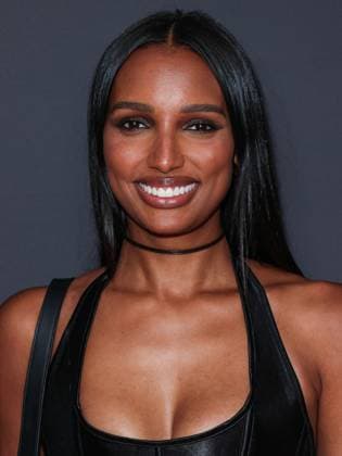 Darren Dzienciol Pop Icons Halloween Party - LA American model Jasmine Tookes arrives at Darren Dzienciol s Pop Icons Halloween Party 2023 Presented By Solisca Tequila and PATH Water held at a Private Residence on October 27, 2023 in Beverly Hills, Los Angeles, CA, USA. Photo by Xavier Collin Image Press Agency ABACAPRESS.COM Los Angeles CA United States  Copyright: xCollinxXavier ImagexPressxAgencyxABACAx 873656_080 CollinxXavier ImagexPressxAgencyxABACAx 873656_080