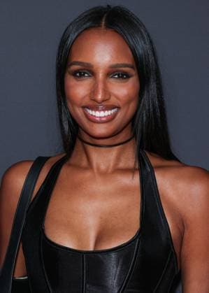 Darren Dzienciol Pop Icons Halloween Party - LA American model Jasmine Tookes arrives at Darren Dzienciol s Pop Icons Halloween Party 2023 Presented By Solisca Tequila and PATH Water held at a Private Residence on October 27, 2023 in Beverly Hills, Los Angeles, CA, USA. Photo by Xavier Collin Image Press Agency ABACAPRESS.COM Los Angeles CA United States  Copyright: xCollinxXavier ImagexPressxAgencyxABACAx 873656_083 CollinxXavier ImagexPressxAgencyxABACAx 873656_083