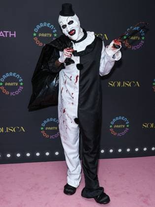 Darren Dzienciol Pop Icons Halloween Party - LA American rapper Tyga (Micheal Ray Stevenson) arrives at Darren Dzienciol s Pop Icons Halloween Party 2023 Presented By Solisca Tequila and PATH Water held at a Private Residence on October 27, 2023 in Beverly Hills, Los Angeles, CA, USA. Photo by Xavier Collin Image Press Agency ABACAPRESS.COM Los Angeles CA United States  Copyright: xCollinxXavier ImagexPressxAgencyxABACAx 873656_101 CollinxXavier ImagexPressxAgencyxABACAx 873656_101