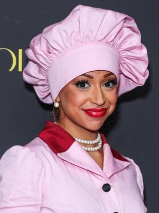 Darren Dzienciol Pop Icons Halloween Party - LA American media personality and actress Liza Koshy arrives at Darren Dzienciol s Pop Icons Halloween Party 2023 Presented By Solisca Tequila and PATH Water held at a Private Residence on October 27, 2023 in Beverly Hills, Los Angeles, CA, USA. Photo by Xavier Collin Image Press Agency ABACAPRESS.COM Los Angeles CA United States  Copyright: xCollinxXavier ImagexPressxAgencyxABACAx 873656_160 CollinxXavier ImagexPressxAgencyxABACAx 873656_160