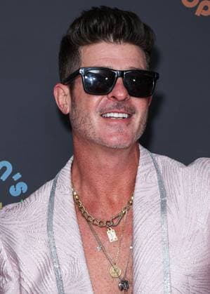 Darren Dzienciol Pop Icons Halloween Party - LA American singer, songwriter and record producer Robin Thicke arrives at Darren Dzienciol s Pop Icons Halloween Party 2023 Presented By Solisca Tequila and PATH Water held at a Private Residence on October 27, 2023 in Beverly Hills, Los Angeles, CA, USA. Photo by Xavier Collin Image Press Agency ABACAPRESS.COM Los Angeles CA United States  Copyright: xCollinxXavier ImagexPressxAgencyxABACAx 873656_202 CollinxXavier ImagexPressxAgencyxABACAx 873656_202