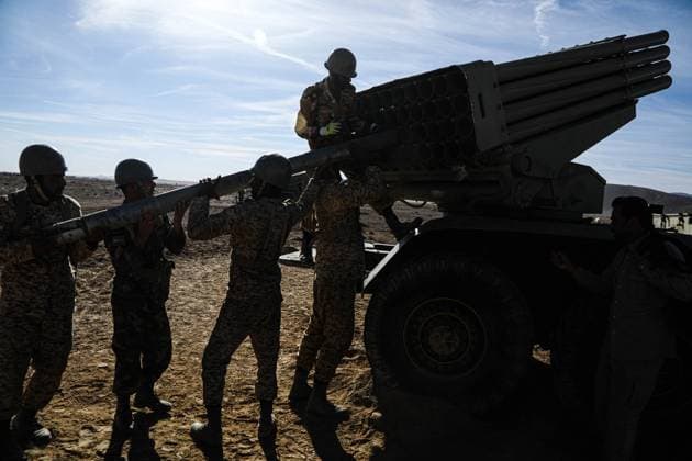 October 28, 2023, Nasr Abad, Isfahan, Iran: Soldiers during a ground force drill. Amid rising tension in the Middle East due to the ongoing Israel-Hamas conflict, the Iranian army announced on 27 October the beginning of a massive military exercise in the central region of the country to assess combat capabilities and test new weaponry. Nasr Abad Iran - ZUMAi98_ 20231028_zih_i98_025 Copyright: xIranianxArmyxOfficex