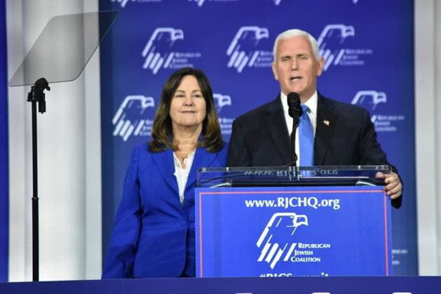 Bilder des Jahres 2023, News 10 Oktober News Themen der Woche KW43 News Bilder des Tages RECORD DATE NOT STATED Mike Pence Drops Out Of Race For President LAS VEGAS (USA), 10 28 2023 - MIKE PENCE DITTING OUT RUNNING PRESIDENTIAL USA - Former Vice President of the United States, Mike Pence, announces that he is dropping out of the race for President of the United States at the Annual Summit Nevada Republican Jewish Coalition Leadership Council, Las Vegas. (Foto: Kyle Mazza Thenews2 imago images) Mike Pence Drops Out Of Race For President  Copyright: xKylexMazzax