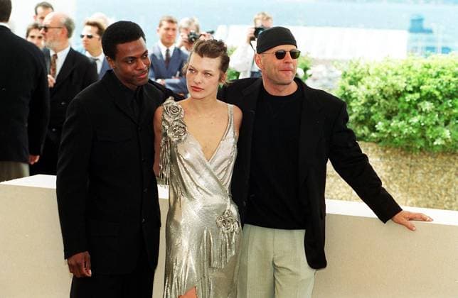 STARS OF THE FILM THE FIFTH ELEMENT From Left to Right:- CHRIS TUCKER: MILLA JOVOVICH: BRUCE WILLIS (Seen at the 1997 Cannes Film Festival) Bandphoto Agency Photo B21 013154 A-23 08.05.1997 STARS OF THE FILM THE FIFTH ELEMENT From Left to Right:- CHRIS TUCKER: MILLA JOVOVICH: BRUCE WILLIS (Seen at the 1997 Cannes Film Festival) Bandphoto Agency Photo B21 013154 A-23 08.05.1997, Credit: Band Photo uppa.co.uk Avalon United Kingdom  Copyright: x xBandxPhotox xuppa.co.ukx xAvalonx 0506708743