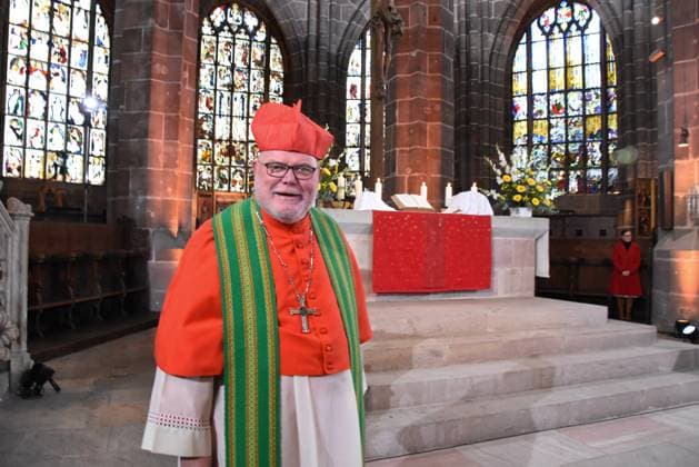 Kath Kardinal Reinhard Marx Nuernberg 29.10.2023 Nuernberger St. Lorenzkirche Amtseinfuehrung des neuen bayerischen Ev.Luth. Landesbischofs Christian Kopp Bischofwechsel Verabschiedung von Heinrich Bedford-Strohm Ev.Luth. Landesbischof Nuernberg *** Cath Cardinal Reinhard Marx Nuremberg 29 10 2023 Nuremberg St Lorenzkirche Inauguration of the new Bavarian Ev Luth Bishop Christian Kopp Bishop change Farewell of Heinrich Bedford Strohm Ev Luth Bishop Nuremberg