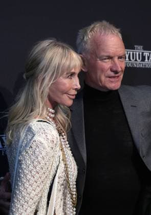 Entertainment Themen der Woche KW44 Entertainment Bilder des Tages October 30, 2023, New York, NY, USA: TRUDIE STYLER and STING attend the Wayuu Taya 20th Anniversary Gala,.Urban Zen at Stephan Weiss Studios, NYC.October 30, 2023. New York USA - ZUMAms4_ 20231030_faf_ms4_004 Copyright: xSoniaxMoskowitzxGordonx