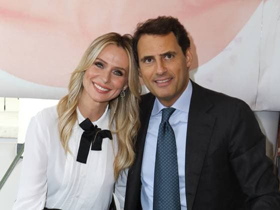 Entertainment Themen der Woche KW44 Entertainment Bilder des Tages Rome, hotel Bernini, presentation of the theatrical show My fair lady . In the photo: Serena Autieri with her husband Enrico Griselli  Copyright: xMarcoxProvvisionatox xipa-agencyx xMarcoxProvvisionatox IPA_IPA41341438