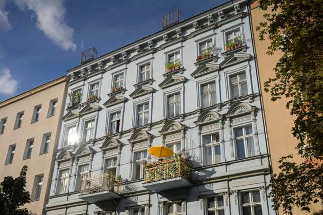 Altbau, Schillerstraße, Charlottenburg, Charlottenburg-Wilmersdorf, Berlin, Deutschland *** Old building, Schillerstrasse, Charlottenburg, Charlottenburg Wilmersdorf, Berlin, Germany