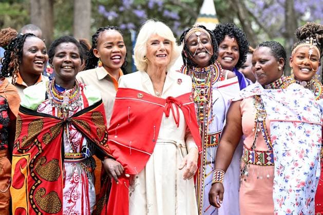 Bilder des Jahres 2023, Entertainment 11 November Entertainment Themen der Woche KW44 Entertainment Bilder des Tages . 01 11 2023. Nairobi, Kenya. Queen Camilla at the Brooke Donkey Sanctuary in Nairobi on the second day of the State Visit to Kenya.  xi-Imagesx xPoolx IIM-24774-0207