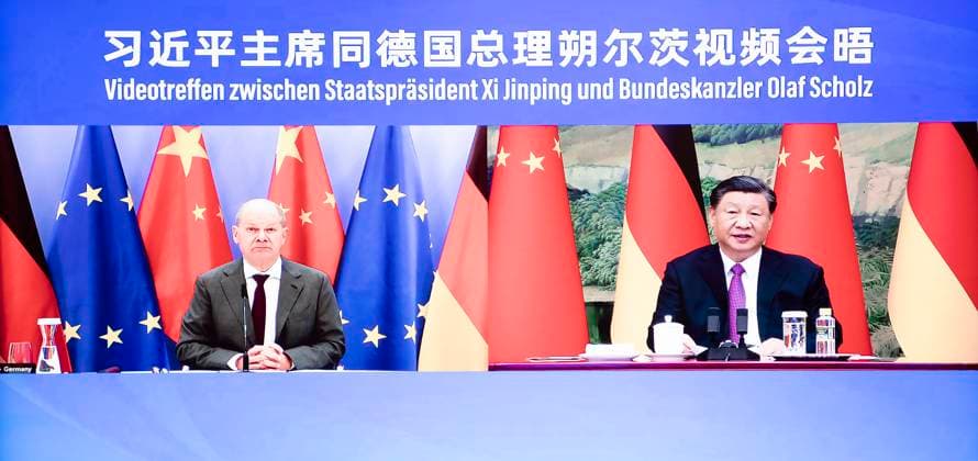 News Themen der Woche KW44 News Bilder des Tages (231103) -- BEIJING, Nov. 3, 2023 -- Chinese President Xi Jinping meets with German Chancellor Olaf Scholz via video link on Nov. 3, 2023. ) CHINA-BEIJING-XI JINPING-GERMAN CHANCELLOR-MEETING (CN) LixTao 