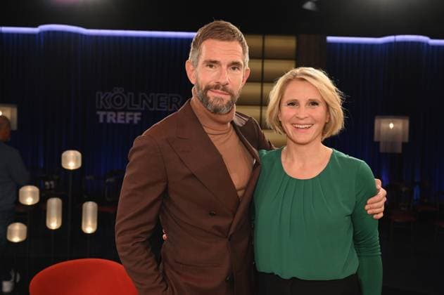 Entertainment Themen der Woche KW44 Das Moderatorenteam Micky Beisenherz und Susan Link, l-r, in der WDR Talkshow Kölner Treff *** The team of presenters Micky Beisenherz and Susan Link, l r, on the WDR talk show Kölner Treff
