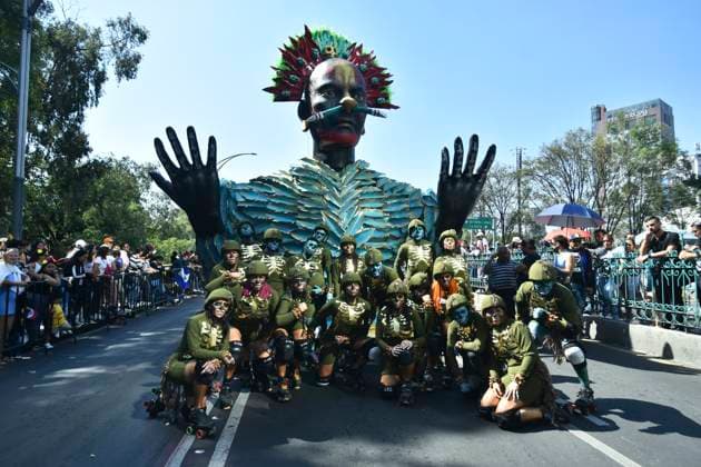 Mexiko, traditionelle Parade zum Tag der Toten 8th Edition of the Day of the Dead Mega Parade November 4, 2023, Mexico City, Mexico: Participants take part during the ˜ 8th Mega Day of the Dead Annual Parade at Reforma Avenue, on the occasion of ending the Day of the Dead celebrations. on November 4, 2023 in Mexico City, Mexico. (Photo by Carlos Tischler Eyepix Group) Copyright: xCarlosxTischler xEyepixxGroupx CT_04112023_103725