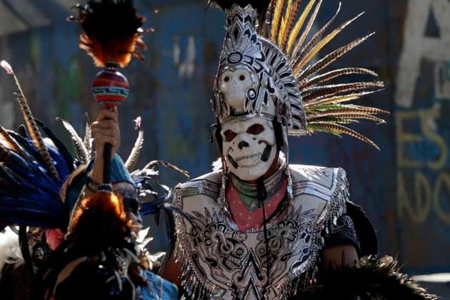 Mexiko, traditionelle Parade zum Tag der Toten Great Day of the Dead Parade in Mexico City November 4, 2023, Mexico City, Mexico: Day of the Dead parade on Reforma Avenue as part of the Day of the Dead festivity at the Cuauhtemoc Mayor s Office in Mexico City. on November 4, 2023 in Mexico City, Mexico (Photo by Luis Barron Eyepix Group). Copyright: xLuisxBarronx xEyepixxGroupx LB_20231104_MUERTE4