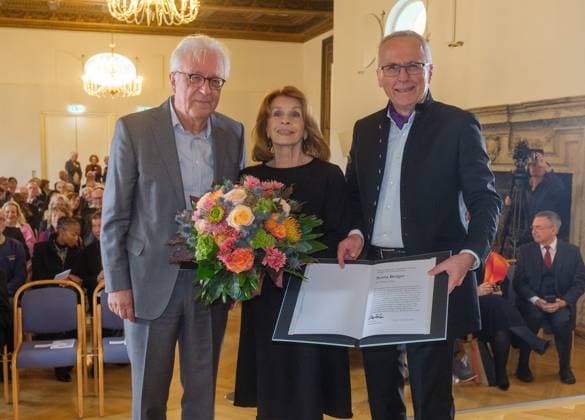 Gerd ANTHOFF, actor and laudator, Senta BERGER, actress and award winner and Udo HAHN, Academy Director Tolerance Award Ceremony, 5 11 2023 Presentation of the TOLERANCE AWARD of the Protestant Academy Tutzing to S E N T A B E R G E R in Tutzing, E V A N G E L I S CH E A C A D E M I E T U T Z I N G, Germany Source Copyright Credit Oryk HAIST xEAT-TOLERANZPREISx