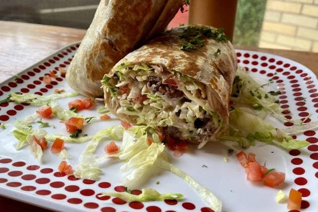 November 1, 2023: A Chicago style burrito from El Taco Feliz. - ZUMAm67_ 20231101_zaf_m67_042 Copyright: xNickxKindelspergerx